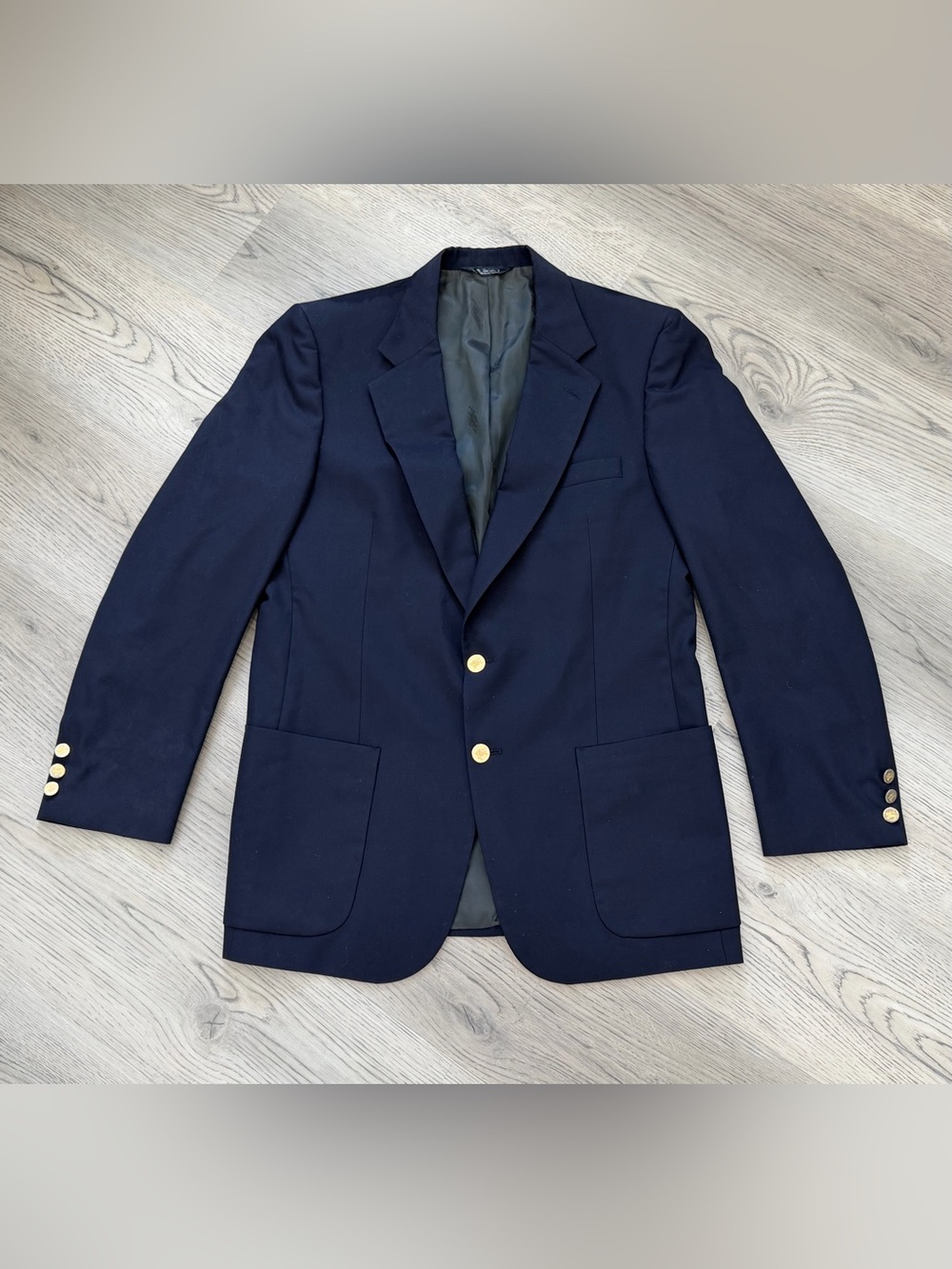 NEW Burberry Vintage Navy Blue 100% Woo Blazer Suit Jacket Gold Knight Buttons